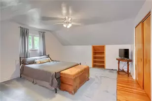 2425 Clearview Dr, Pittsburgh, PA 15116 - Photo 35