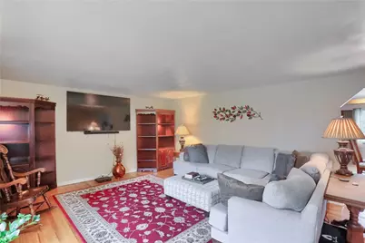 2425 Clearview Drive, Pittsburgh, PA 15116 - Photo 15