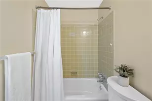 801 Hillaire Dr, Pittsburgh, PA 15243 - Photo 23