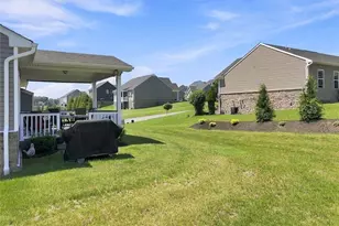 1006 Black Sands Dr, Penn Twp, PA 15644 - Photo 27