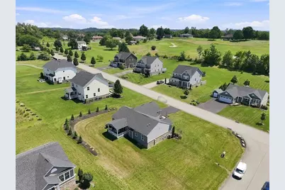 1006 Black Sands Dr, Penn Twp, PA 15644 - Photo 31