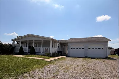 3202 46th St, Pulaski Township, PA 15066 - Photo 1