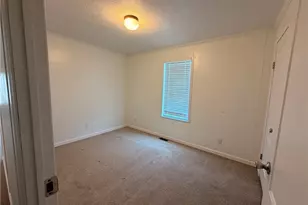 3202 46th St, Pulaski Township, PA 15066 - Photo 7