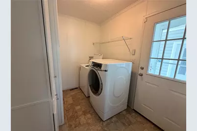 3202 46th St, Pulaski Township, PA 15066 - Photo 9