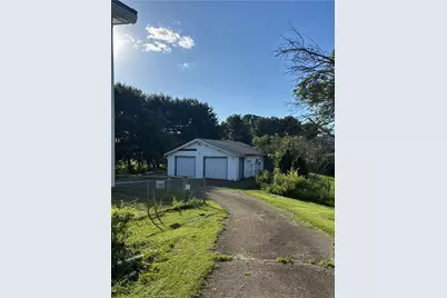 136 Hatfield Rd, Menallen Township, PA 15480 - Photo 5
