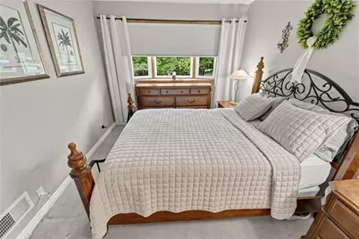 216 Hartzell Rd, Zelienople, PA 16063 - Photo 7