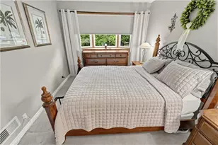 216 Hartzell Rd, Zelienople, PA 16063 - Photo 7