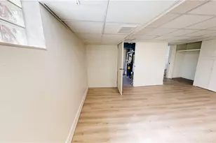 121 Sampson Ave, Pittsburgh, PA 15205 - Photo 15
