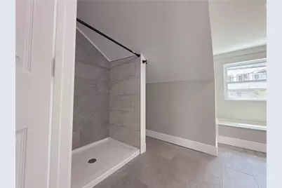 49 Holt St, Pittsburgh, PA 15203 - Photo 11