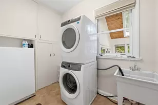 1524 Murray Ave, Pittsburgh, PA 15217 - Photo 21