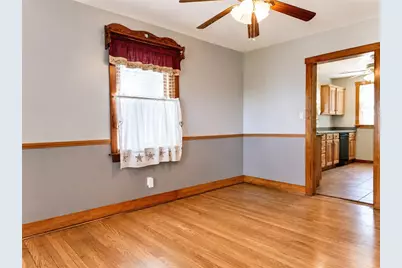 14 Woodrow St, Twp of But SW, PA 16045 - Photo 9