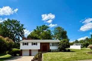 4311 Frederick Dr, Allegheny Township, PA 15068 - Photo 3