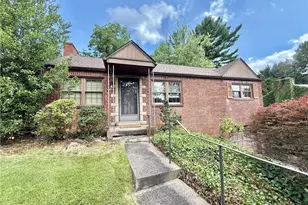 1027 Lindendale Dr, Pittsburgh, PA 15243 - Photo 1
