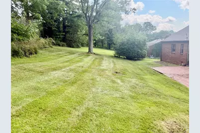 1027 Lindendale Dr, Pittsburgh, PA 15243 - Photo 37
