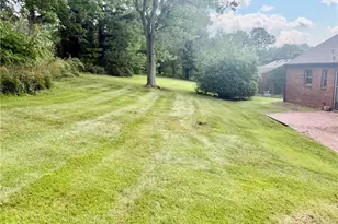 1027 Lindendale Dr, Pittsburgh, PA 15243 - Photo 37