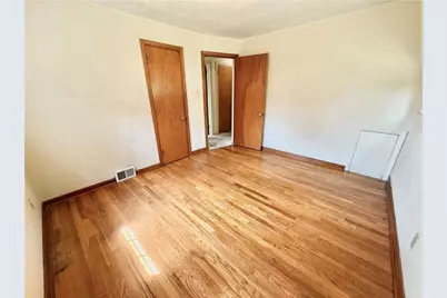 1027 Lindendale Dr, Pittsburgh, PA 15243 - Photo 27
