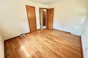 1027 Lindendale Dr, Pittsburgh, PA 15243 - Photo 27