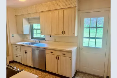 1027 Lindendale Dr, Pittsburgh, PA 15243 - Photo 23