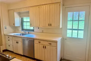 1027 Lindendale Dr, Pittsburgh, PA 15243 - Photo 23