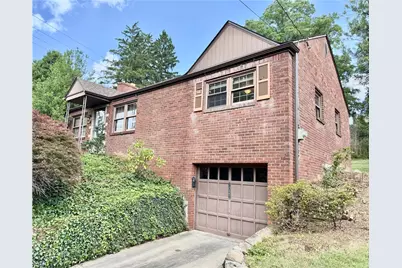 1027 Lindendale Dr, Pittsburgh, PA 15243 - Photo 3