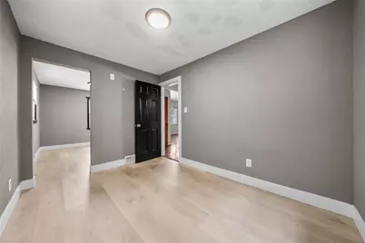 1927 Dartmore St, Pittsburgh, PA 15210 - Photo 23