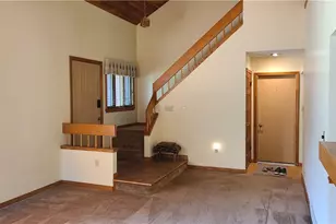 10112 Nancy Dr, Vernon Township, PA 16335 - Photo 11