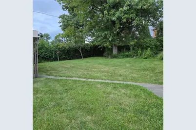 222 Lawrence Ave, North Versailles, PA 15137 - Photo 13