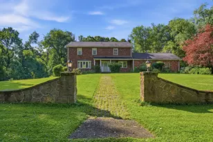1 Apple St, Monroeville, PA 15146 - Photo 1