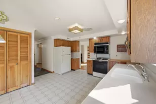 1 Apple St, Monroeville, PA 15146 - Photo 11