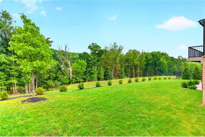 321 Crest Ln, Adams Township, PA 16046 - Photo 49