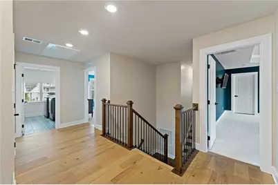 321 Crest Ln, Adams Township, PA 16046 - Photo 27