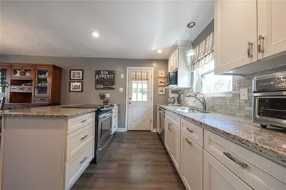 2418 Orlando Place, Blackridge, PA 15235 - Photo 9