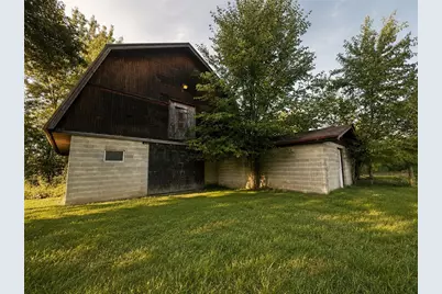518 Shadyrest Rd, Franklin Township, PA 16117 - Photo 3