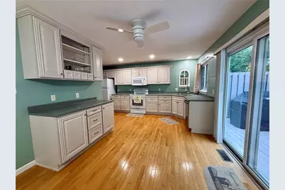 129 Unity Square, Unity Township, PA 15601 - Photo 3