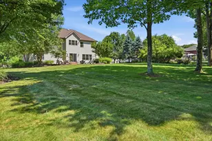 201 Crawford Ct, Pine Township, PA 16046 - Photo 3