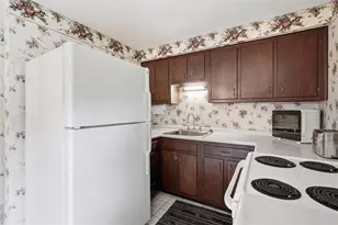 5968 Irishtown Rd, Bethel Park, PA 15102 - Photo 9