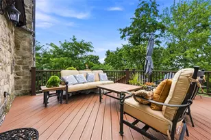 1134 Greenridge Ln, Green Tree, PA 15220 - Photo 13