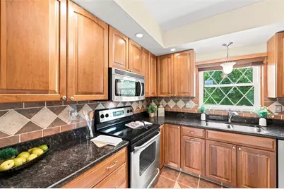 1134 Greenridge Ln, Green Tree, PA 15220 - Photo 17