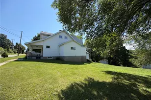 1022 Mapletown Rd, Greensboro, PA 15338 - Photo 11