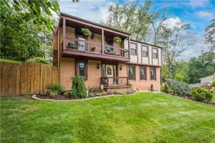 142 Longvue Dr, Peters Township, PA 15317 - Photo 3