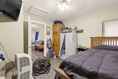 214 W Vine St, Mt Pleasant Boro, PA 15666 - Photo 7