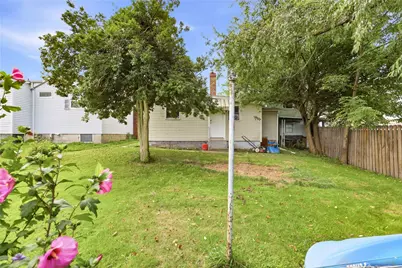 214 W Vine St, Mt Pleasant Boro, PA 15666 - Photo 23