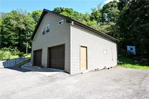 382 Fry Hollow, Hempfield Township, PA 15639 - Photo 5