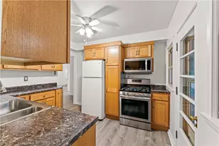 2654 W Hardies Rd, Hampton, PA 15044 - Photo 7