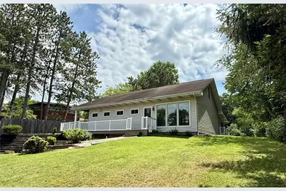 2654 W Hardies Rd, Hampton, PA 15044 - Photo 1