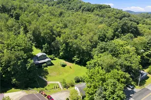 904 Old State Rd, Kiskiminetas Township, PA 15613 - Photo 29