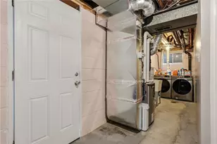 614 Dressel Rd, Pittsburgh, PA 15101 - Photo 31