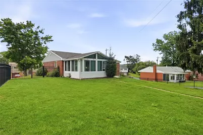 614 Dressel Rd, Pittsburgh, PA 15101 - Photo 35
