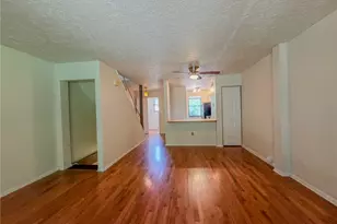 134 Forest Dr, Seven Fields Boro, PA 16046 - Photo 7