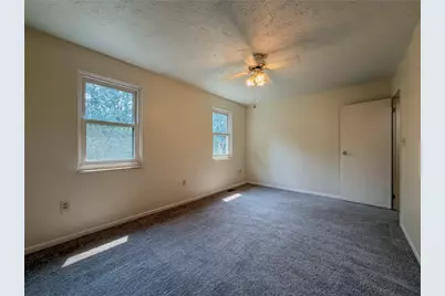 134 Forest Dr, Seven Fields Boro, PA 16046 - Photo 15